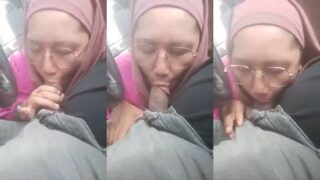 Bokep Hijab Malay Blowjob Masih Malu Malu